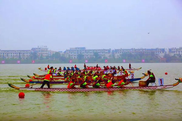 20161028220745655221.jpg Cache_-2922eae55d267858..jpg
